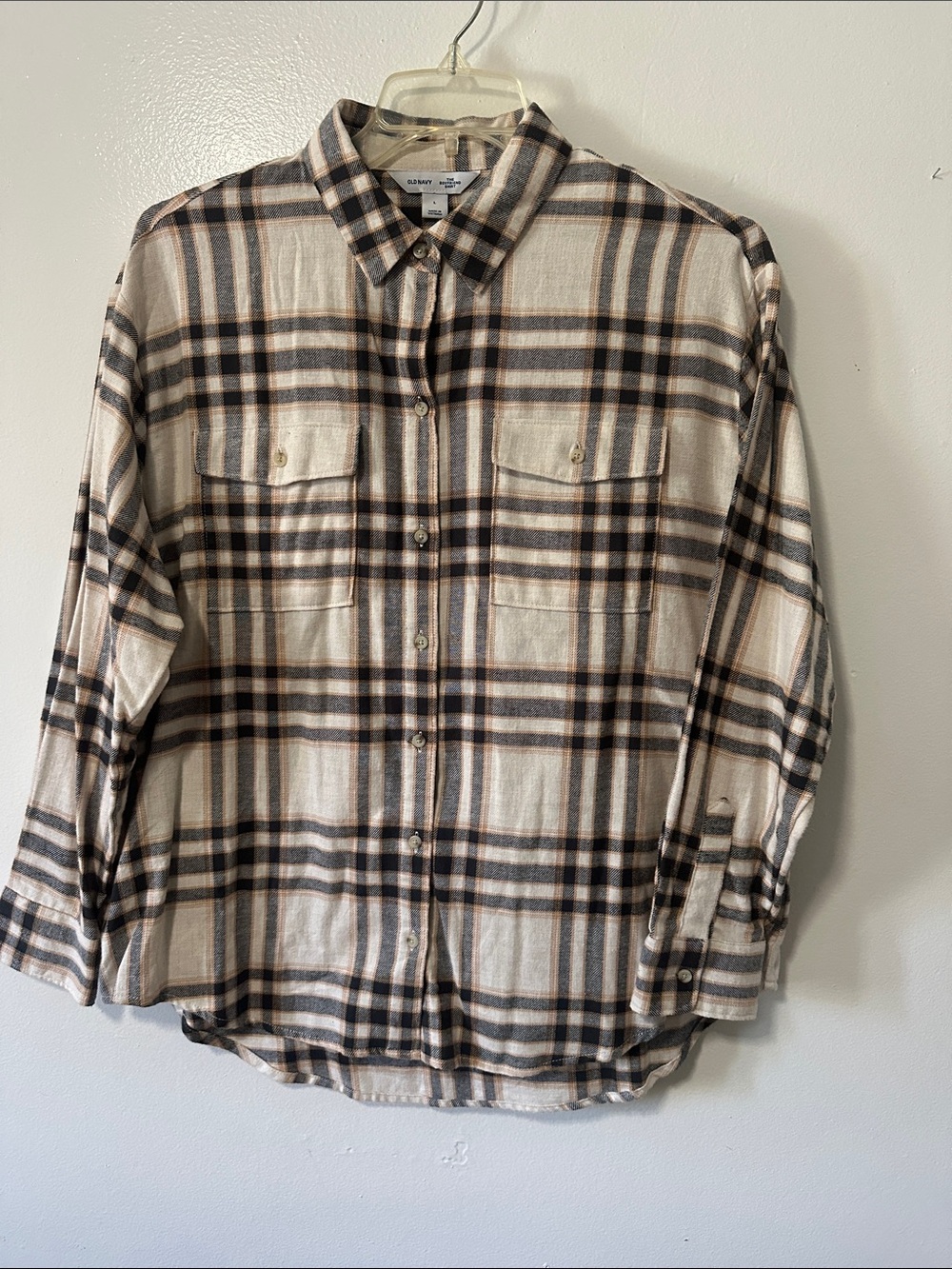 Old Navy boyfriend Plaid Button-Up Shirt